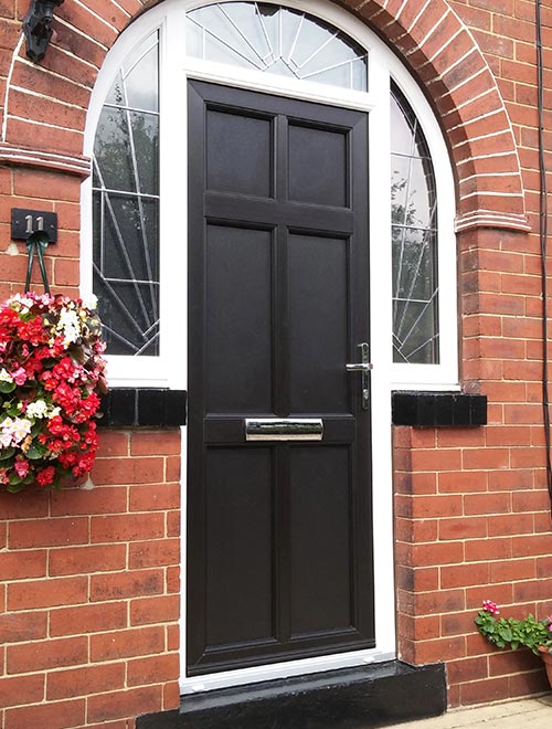 Lavenham Style in Black